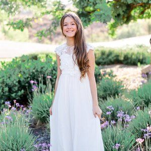 NWT - First Communion/Flower Girl Lace Dress - Size 8/9